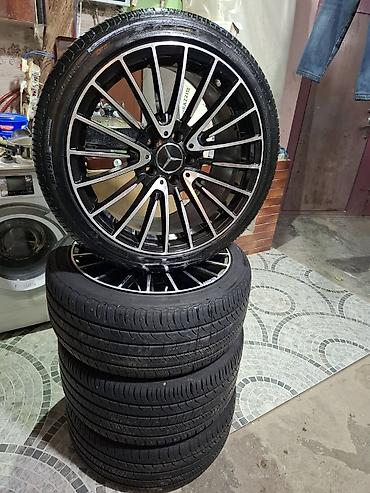 bmw e46 m3: Salam. 18 paket diskdi. Catsiz svarkasiz. Arxa olculer. 265.35.18 — 1
