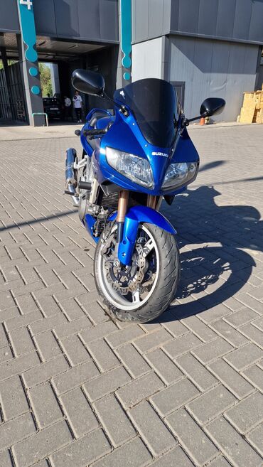 Мотоциклы: Спортбайк Suzuki, 1000 куб. см, Бензин, Взрослый, Б/у