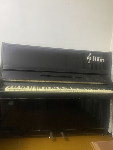клавиши пианино: Продаю пианино Ритм,в хорошем состоянии