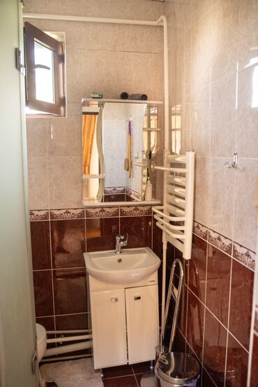 Продажа домов: Дом, 160 м², 6 комнат, Агентство недвижимости, Евроремонт at lalafo.kg — 21 Продажа домов: Дом, 160 м², 6 комнат, Агентство недвижимости, Евроремонт — 21