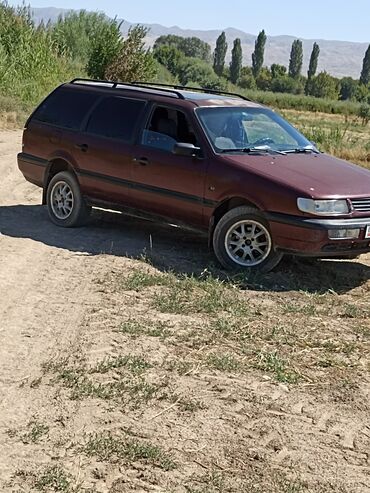 Volkswagen: Volkswagen Passat Variant: 1995 г., 1.8 л, Механика, Бензин, Универсал