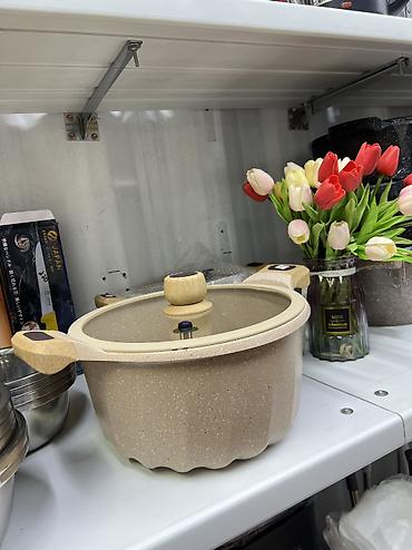 Кастрюли: Кастрюля с крышкой MGC - Материал: литой алюминий с многослойным — 12