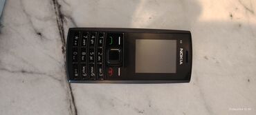nokia 5200: Nokia 1, цвет - Черный, Кнопочный, Две SIM карты