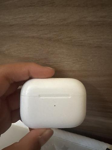 Audio: Apple AirPods Pro (1-ci nəsil) – simsiz qulaqcıq və şarj qutusu — 2