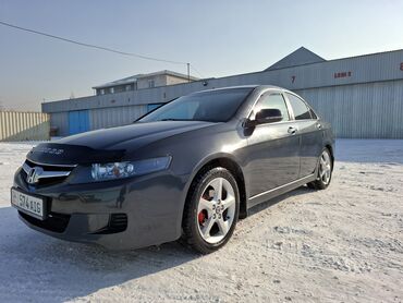 зимный: Honda Accord: 2004 г., 2 л, Механика, Бензин, Седан