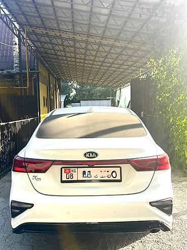 mersedes 212: Kia Ceed: 2019 г., 1.6 л, Вариатор, Бензин, Седан — 9