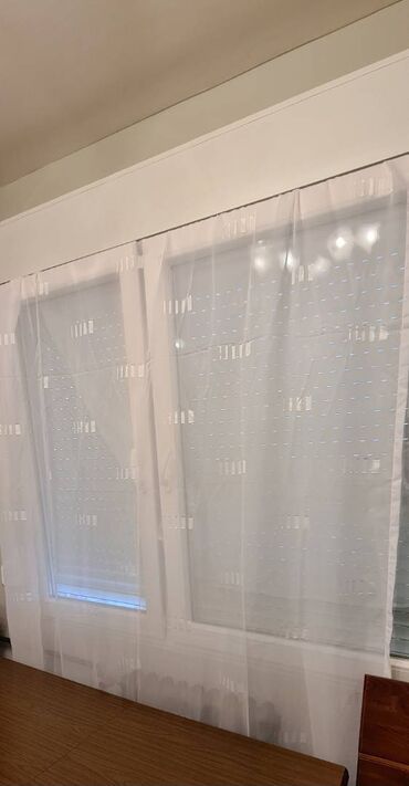 Posteljina: Restlovi zavesa, novi kupljeni u Švajcarskoj — 11