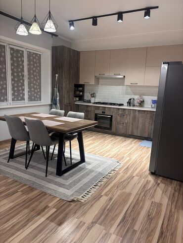 село садовое московский район кыргызстан: 100 м², 4 комнаты, Забор, огорожен, Евроремонт
