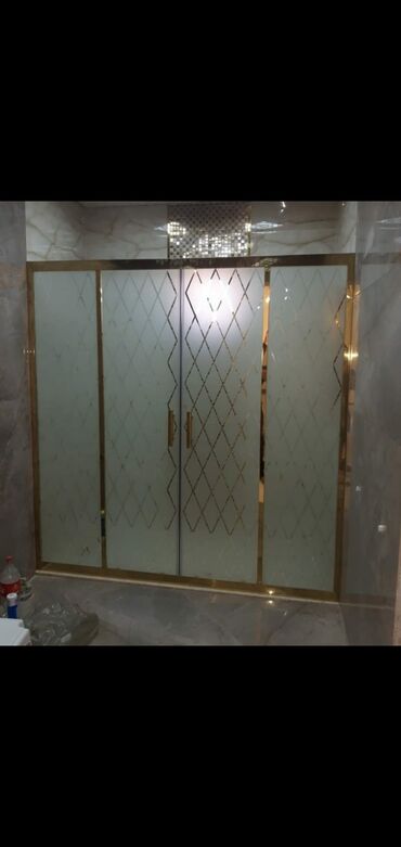 Duş kabinaları, arakəsmələr: Yeni Arakəsmə, Pulsuz çatdırılma — 24