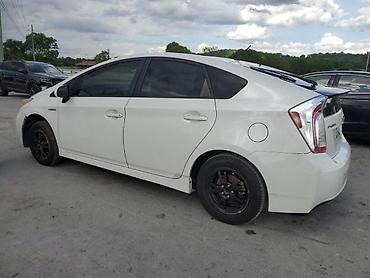 lada 9: Toyota Prius (XW30), белый, гибридный хэтчбек 5 дв. Основные — 1