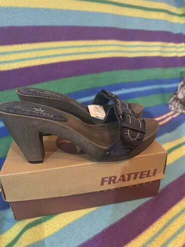 old fratelli zenske patike: Sandale, Fratelli Babb, 39.5