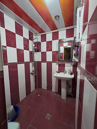 ecemide kiraye evler 2020: Bakı, Bakıxanov qəs., 3 otaqlı, Köhnə tikili, m. Neftçilər, 55 kv. m — 9