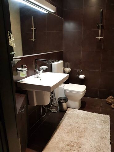 Kommersiya daşınmaz əmlakının satışı: Port Bakunun üzbəüzündə istənilən kommersiya məqsədi üçün istifadəyə — 11