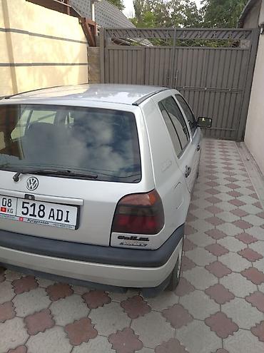 passat variant: Volkswagen Golf: 1994 г., 1.6 л, Механика, Бензин, Хэтчбэк — 4