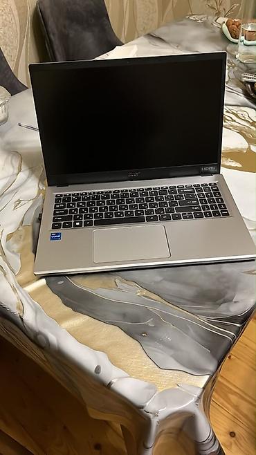 macbook 13 inch 2017: Acer noutbuk Gümüş rəngli, zərif və minimalist dizayna malik Acer — 1