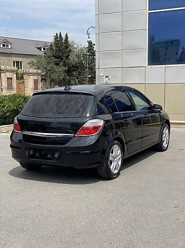 Opel: Opel Astra H (hatchback) – salon və multimedia ilə təkmilləşdirilmiş — 10