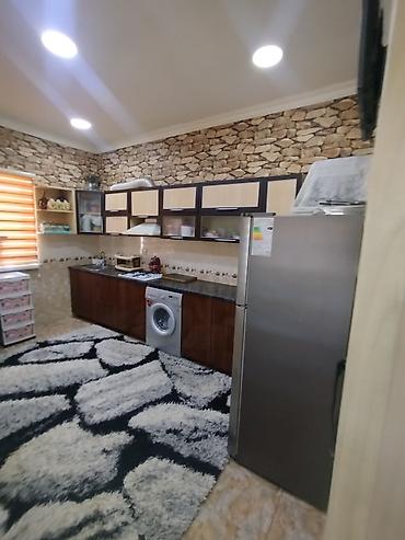 montinde evler: 4 otaqlı, 100 kv. m, Kredit yoxdur, Orta təmir — 7