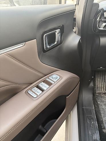 byd e6: Wuling Starlight 730 EV。7‑местный семейный MPV. Кузов и дизайн: - — 9