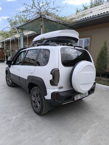 ВАЗ (ЛАДА): ВАЗ (ЛАДА) 4x4 Нива: 2021 г., Механика, Бензин, Кроссовер