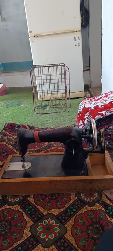 китайский фарфор: Швейная машина Китай, Механическая, Ручной