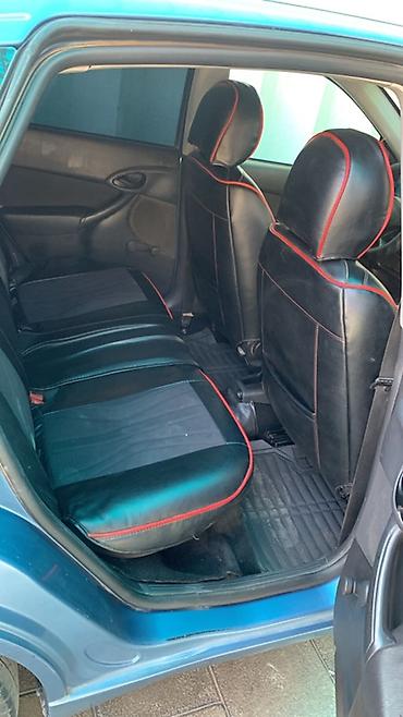 infinity g35: Ford Focus: 2003 г., Хэтчбэк — 4