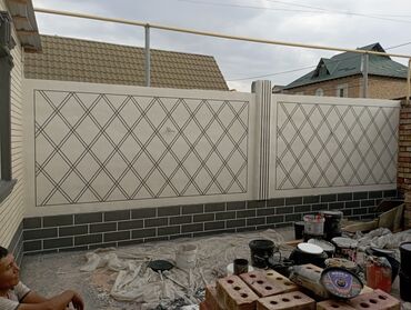 Фасадные работы: Фасадный декор, Демонтажные работы, Ремонт фасада | Моноблоки, Балясины, Молдинг | Сухой травертин, Американка, Сайдинг | Пенополистирол, Минеральная вата, Базальт 3-5 лет опыта — 2