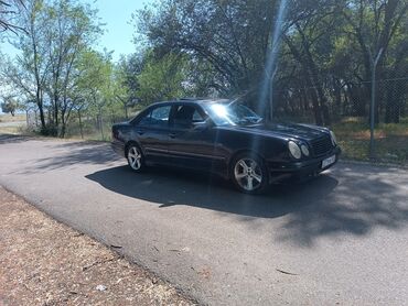Mercedes-Benz: Mercedes-Benz E-Class: 1997 г., 3.2 л, Автомат, Газ, Седан