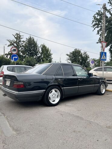 лупарик мерс 210: Mercedes-Benz E-Class: 1994 г., 3.2 л, Автомат, Бензин, Седан