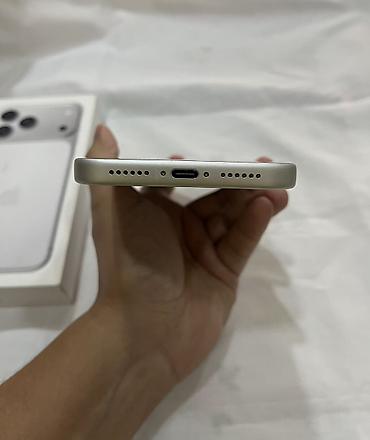 m4 max: IPhone 17 Pro Max, Б/у, 256 ГБ, Белый, Коробка, 94 % — 3