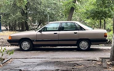 гитара на ауди 80: Audi 100: 1988 г., 2 л, Механика, Бензин, Седан — 3