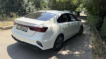 kia ev3: Kia K3: 2021 г., 1.6 л, Вариатор, Бензин, Седан — 4