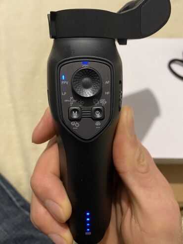 Telefon üçün stabilizatorlar: Comfotek L7C Pro – AI Tracking funksiyalı smartfon gimballı — 5