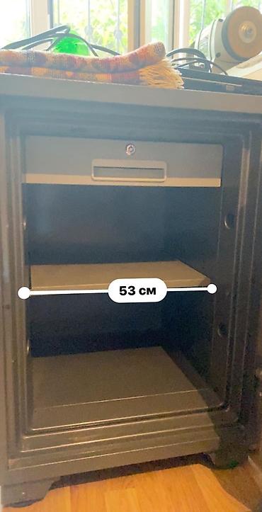 pul kasasi: Koreya Seyfi - Ölçülər: hündürlük 70 sm, eni 46 sm, dərinlik 55 sm - — 5