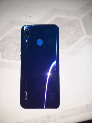 Huawei: Huawei Nova, Б/у, цвет - Голубой, 2 SIM