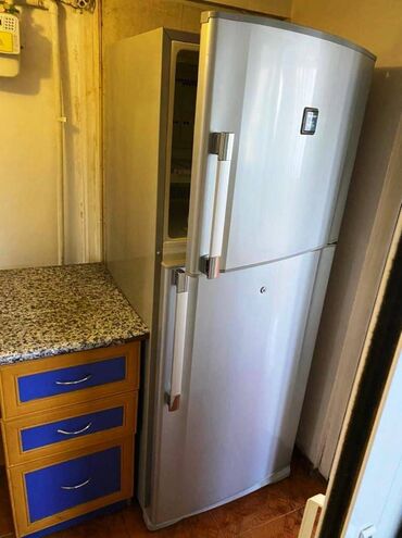 Köhnə tikili: Bakı, 3 otaqlı, Köhnə tikili, m. 28 may, 70 kv. m — 8