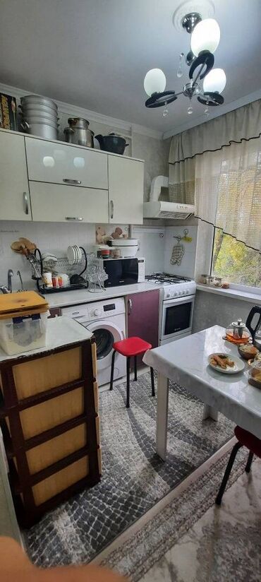 продается квартира аламедин1: 3 комнаты, 58 м², 104 серия, 3 этаж, Евроремонт