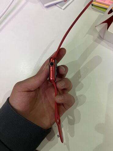 поко 6: Продаю apple watch 6 40mm RED PRODUCT состяние хорошее полная