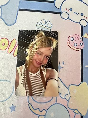 ford fox: Məhsul: BLACKPINK “DEADLINE” lisa orginal fotokart - Rəsmi albom — 1