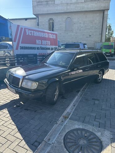 Mercedes-Benz: Mercedes-Benz W124: 1992 г., 2.3 л, Механика, Бензин, Универсал