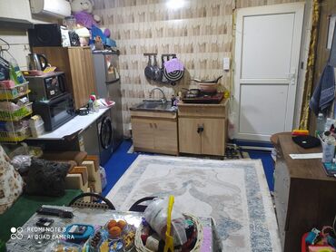 asan xidmet ev alqi satqisi: Bakı, Yasamal, 2 otaqlı, Köhnə tikili, m. Elmlər Akademiyası, 30 kv. m