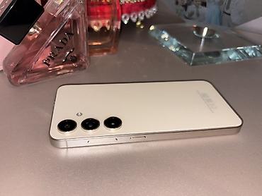 ssd 4 tb: Samsung Galaxy S24, 128 GB, rəng - Bej, Barmaq izi, Face ID, Sənədlərlə — 4