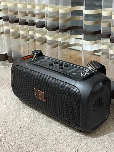 Портативная акустическая система JBL PartyBox On-The-Go (линейка
