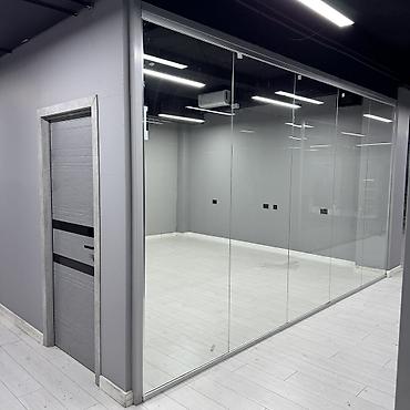 Аренда офисов: Аренда офисов, 20 м², В торговом центре, 1 линия — 10