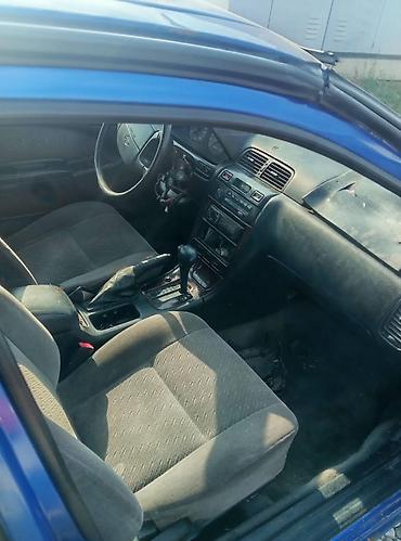 Nissan Maxima: 1995 г., 0.2 л