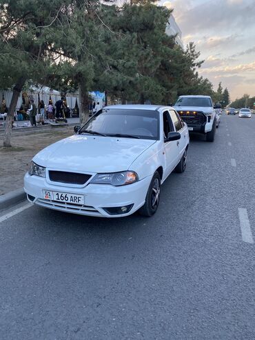 я ищу лада приора: Daewoo Nexia: 2012 г., 1.5 л, Механика, Бензин, Седан
