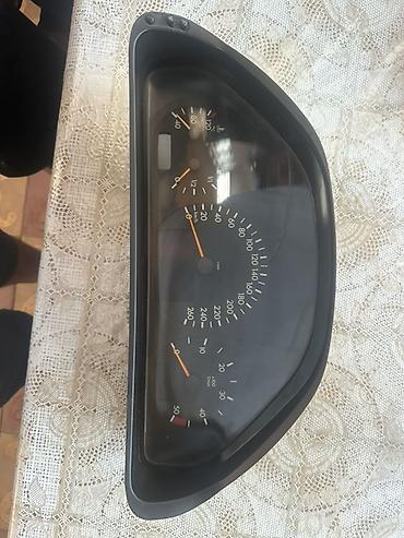 w210 oturacaq: Ekranlar tam işlək vəziyyətdədir Pribor.w210 elektron sürət — 1