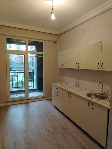 Yeni tikili: Satılır: 2 otaqlı mənzil Radnoy Plan və xüsusiyyətlər: - Geniş işıqlı — 2