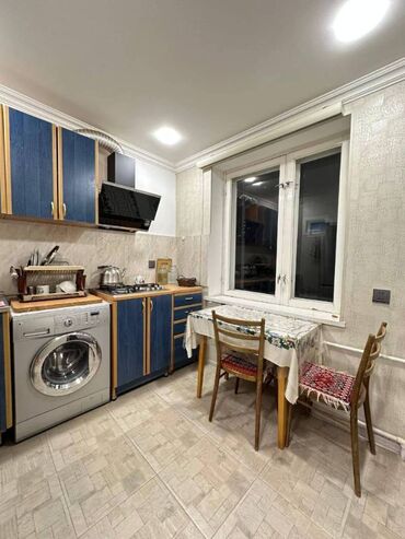 mingecevirde kiraye evler 2021: İnşaatçılar m/stansiyasından piyada 5 dəqiqəlik məsafədə, tam təmirli