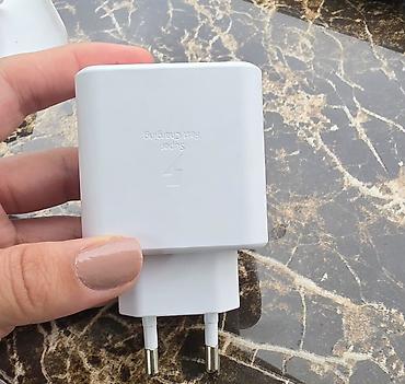 adapt: Samsung 45W PD Power Adapter (USB‑C) - Model: EP-TA845 - Güc: 45W — 1