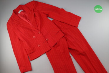 237 товарів | lalafo.com.ua: Жіночий костюм у смужку жакет та штани Givenchy р. S